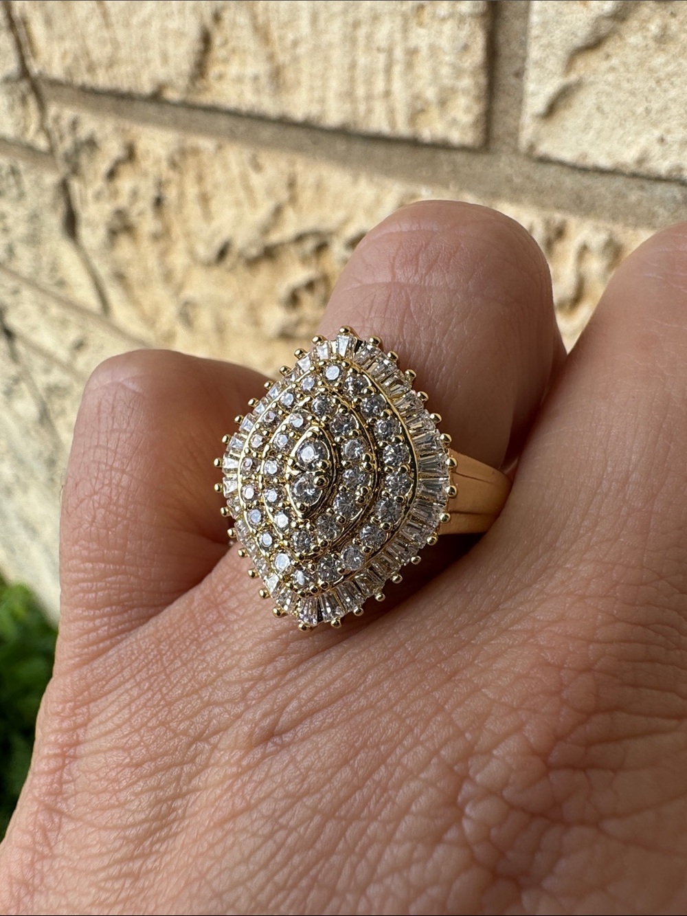 Vintage Gold Cluster Halo Cocktail Ring Size 6